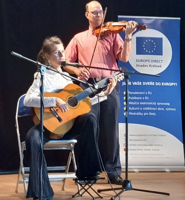 Prázdninám Au revoir!